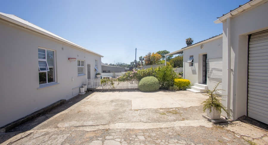 3 Bedroom Property for Sale in Berea Eastern Cape